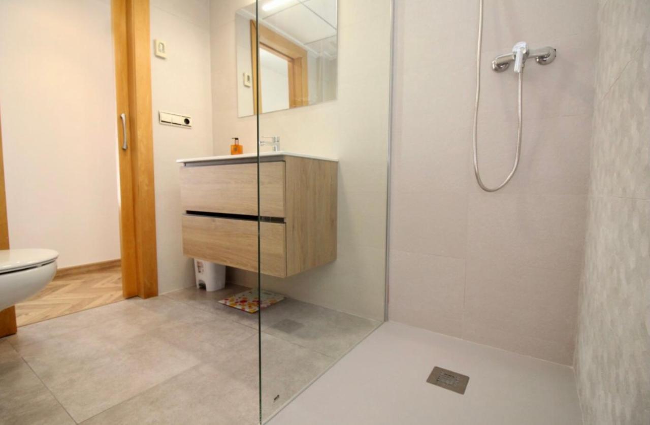 Lujoso Apartamento En 1ª Linea Recien Reformado Santa Pola Bagian luar foto